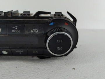 2017-2018 Infiniti Qx30 Climate Control Module Temperature AC/Heater Replacement P/N:A091 900 52 01 Fits Fits 2017 2018 OEM Used Auto Parts
