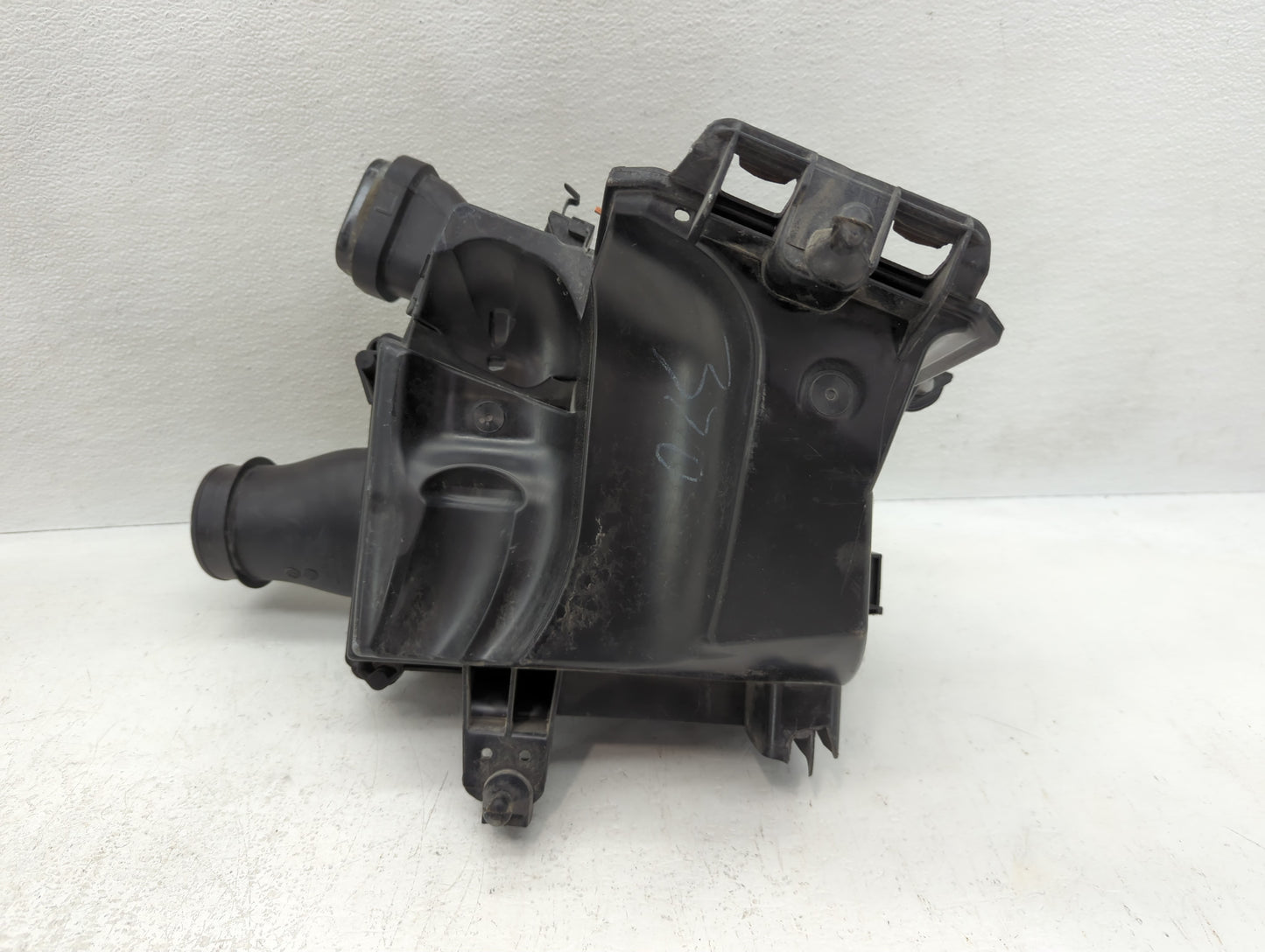 2017-2019 Infiniti Qx30 Air Cleaner Intake-duct Hose Tube - Oemusedautoparts1.com