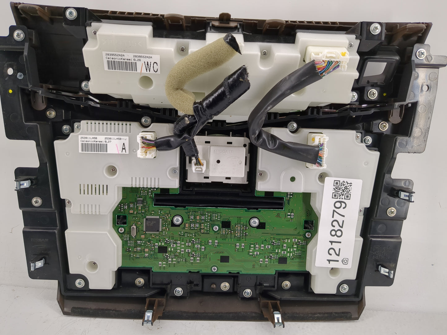 2014-2017 Infiniti Qx80 Radio Control Panel - Oemusedautoparts1.com