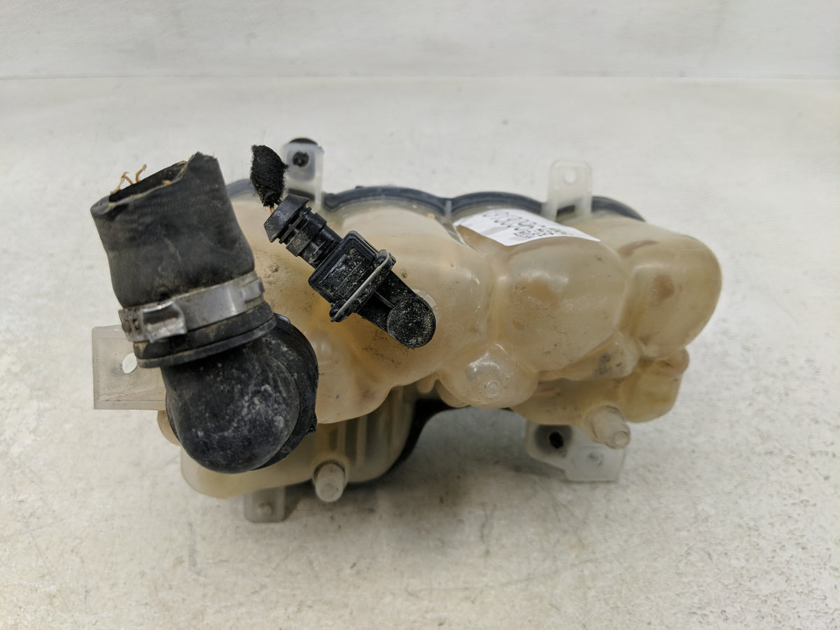 2017-2017 Jaguar F-pace Radiator Coolant Overflow Expansion Tank Bottle 1313096 - Oemusedautoparts1.com