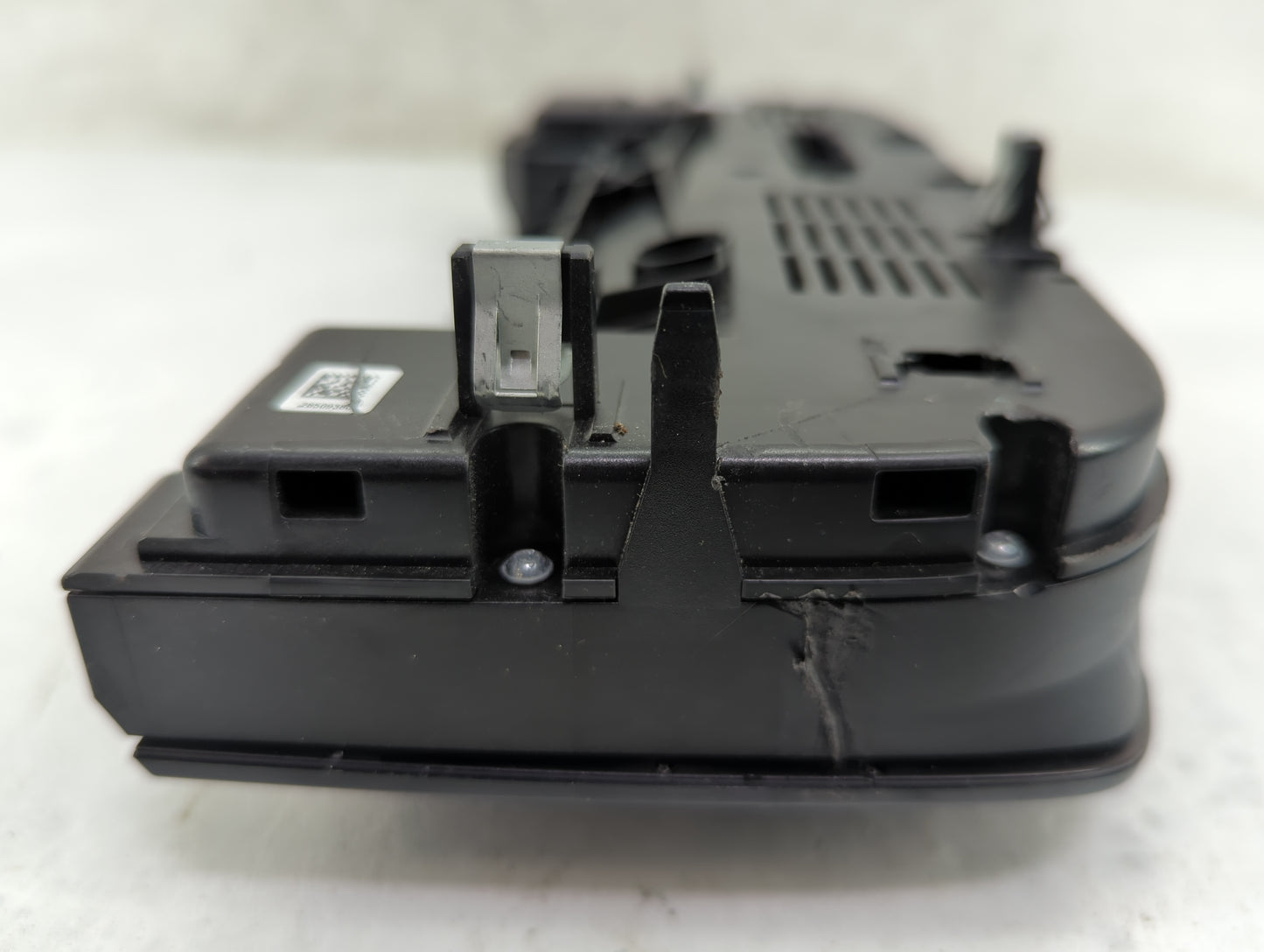 2017 Jaguar Xe Climate Control Module Temperature AC/Heater Replacement P/N:GX63-18C858-LE Fits Fits 2016 OEM Used Auto Part