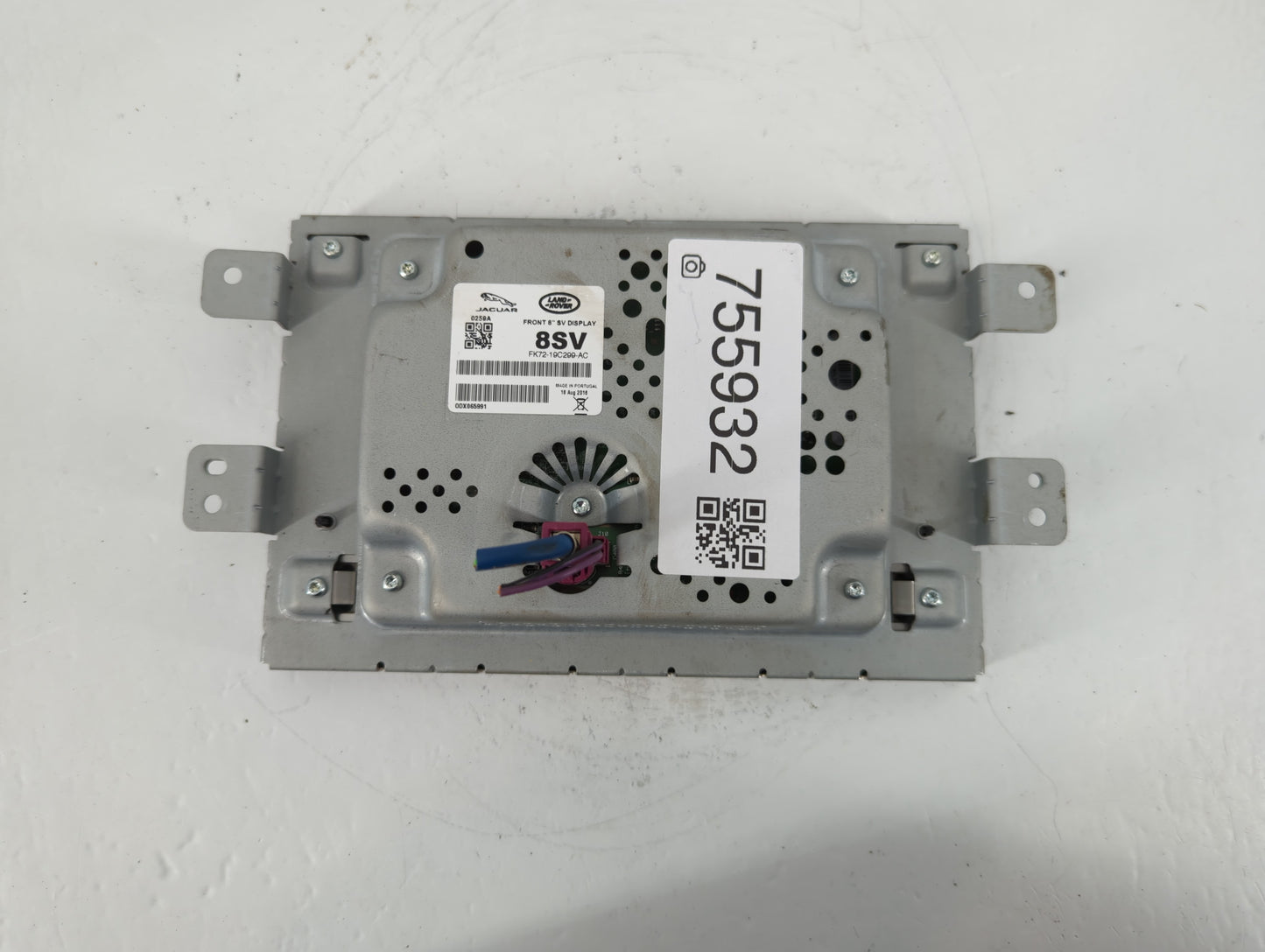 2017-2018 Jaguar Xe Information Display Screen - Oemusedautoparts1.com