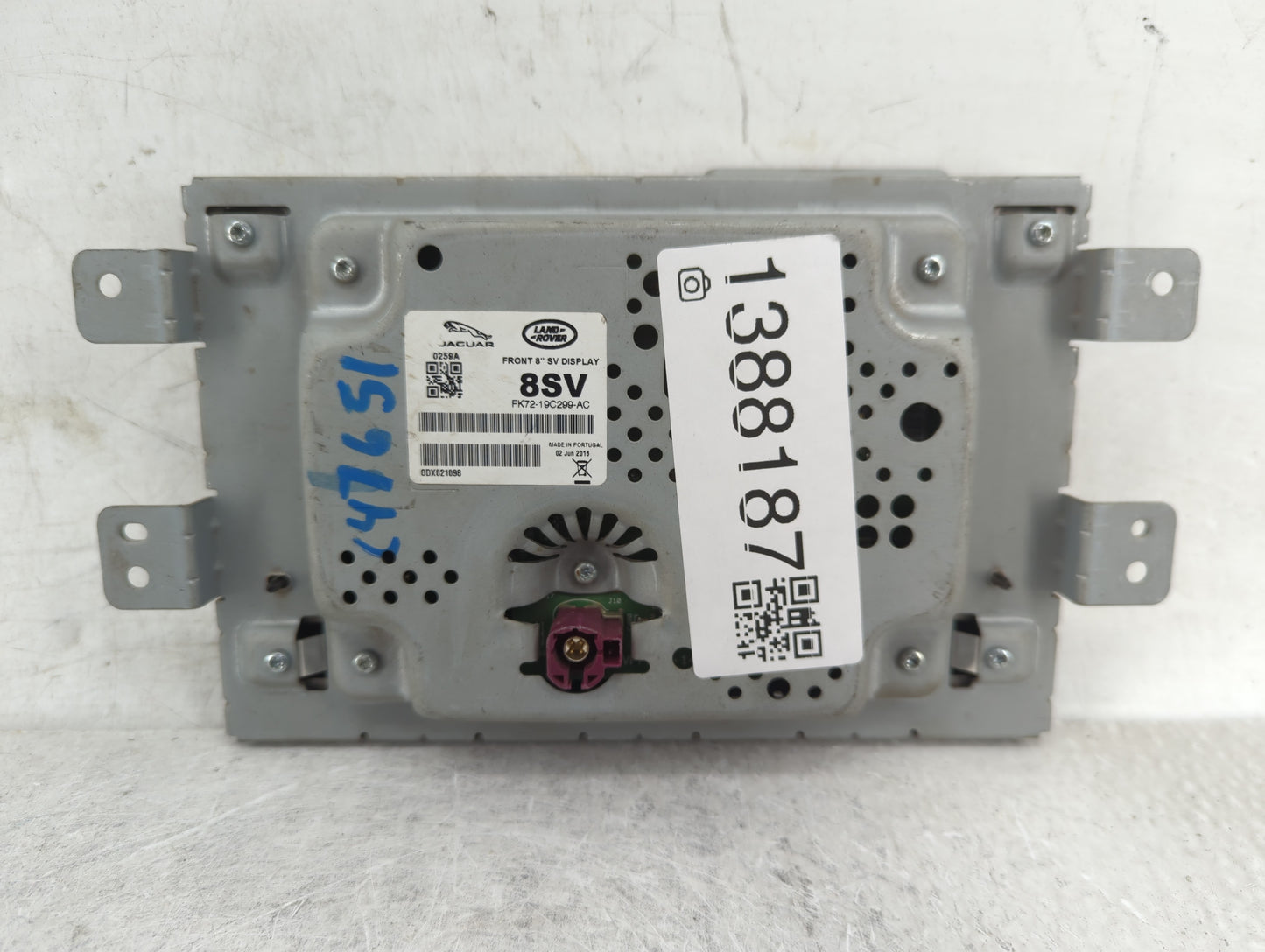 2014-2015 Jaguar Xf Information Display Screen - Oemusedautoparts1.com