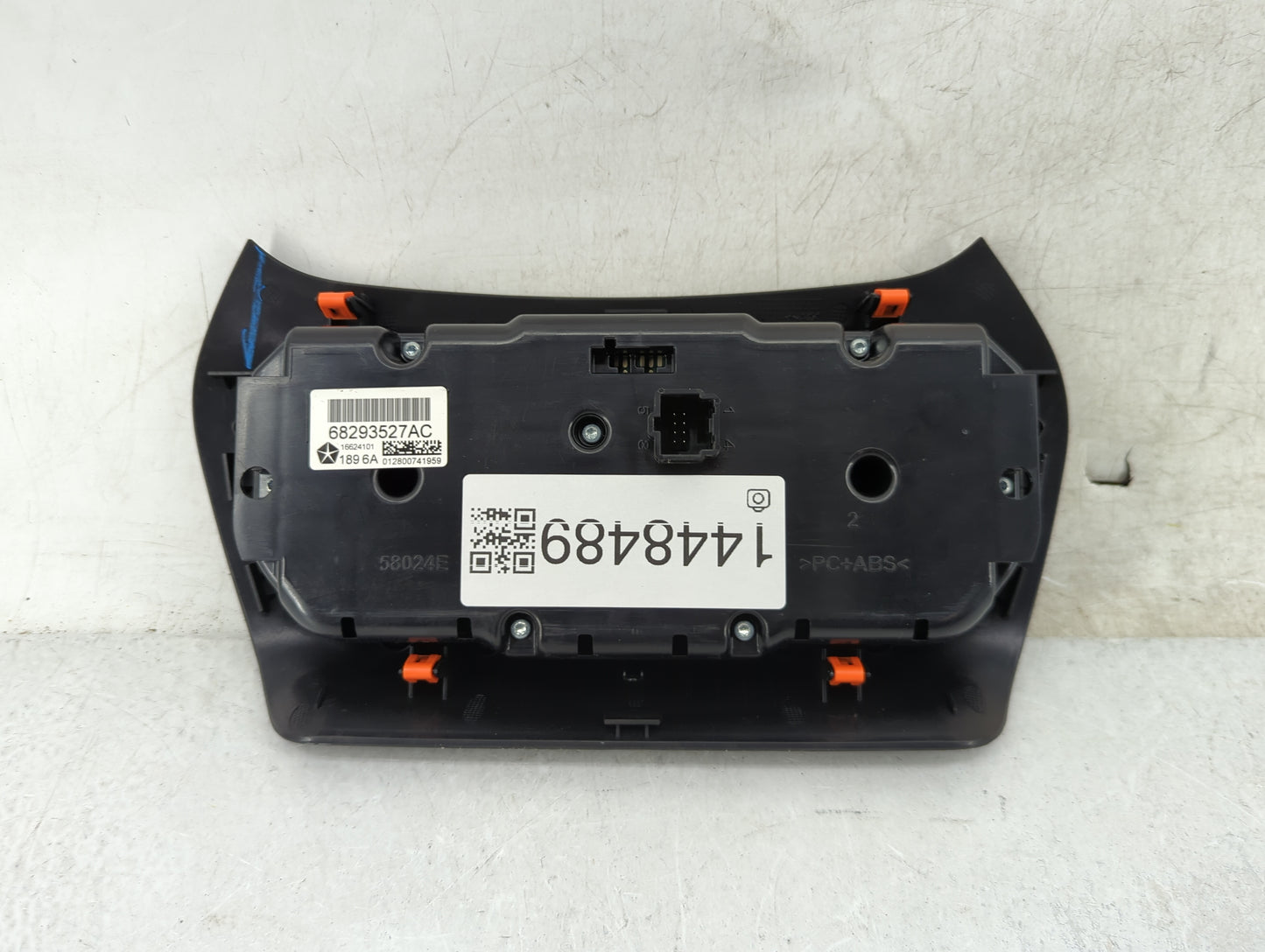 2015-2018 Jeep Cherokee Climate Control Module Temperature AC/Heater Replacement P/N:68293527AC Fits Fits 2015 2016 2017 201