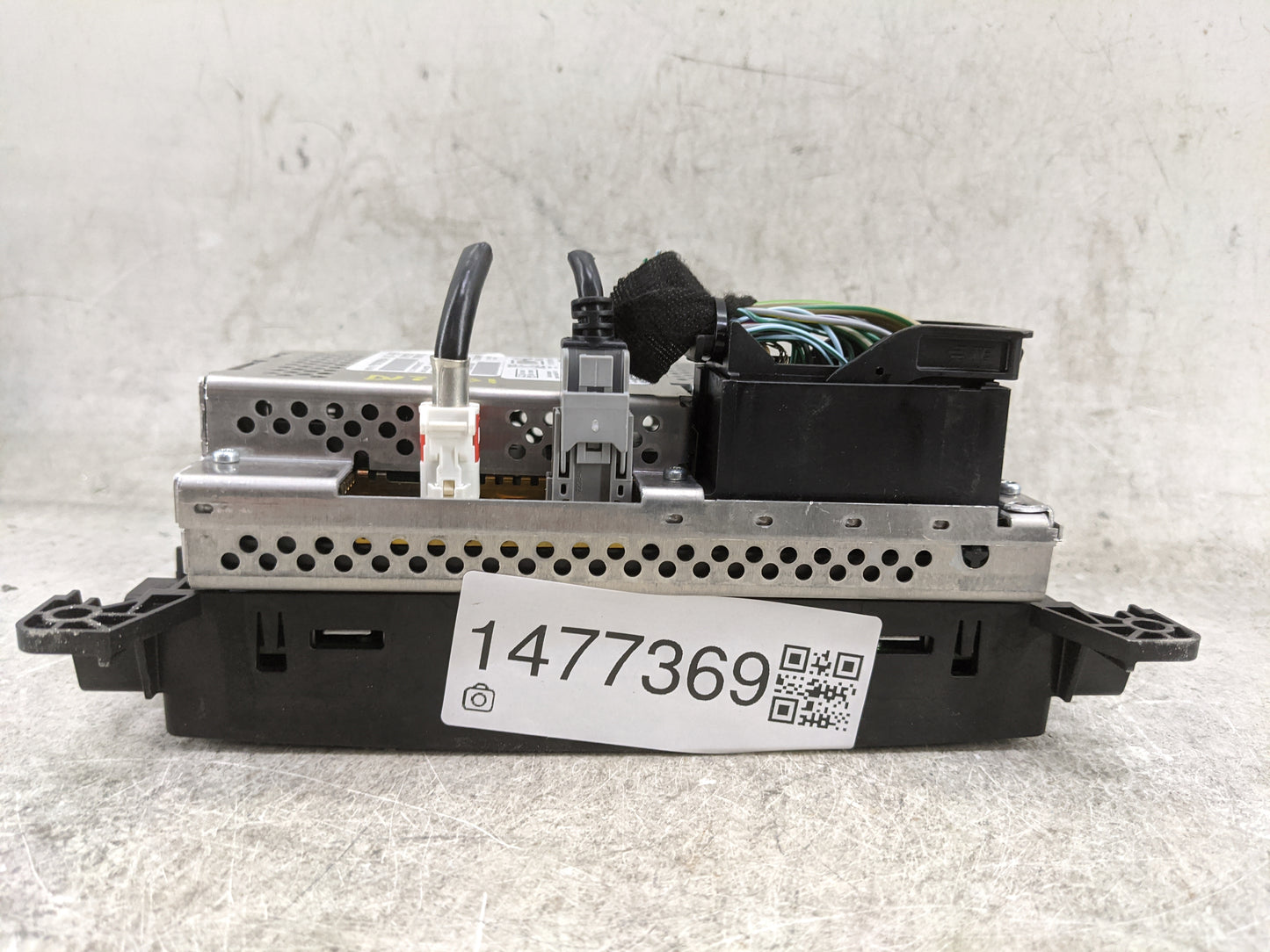2017 Jeep Cherokee Radio AM FM Cd Player Receiver Replacement P/N:P68292885AB TVPQN3316H05D5, A2C7547180200, Y7OVP2 Fits OEM