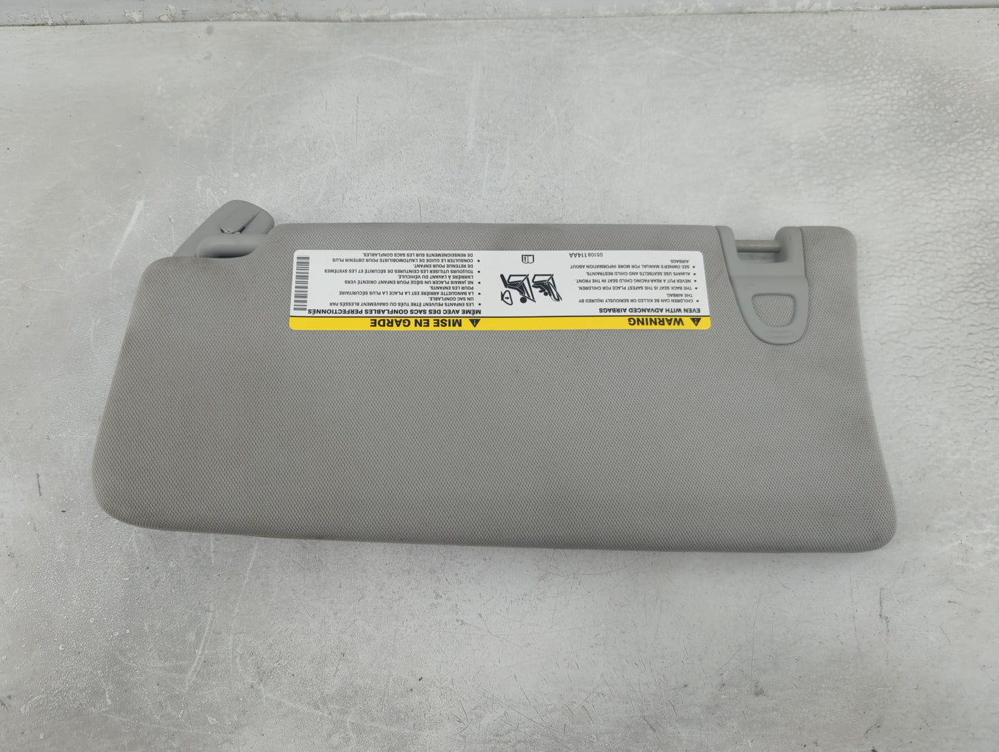 2017 Jeep Compass Sun Visor Shade Replacement Passenger Right Mirror Fits OEM Used Auto Parts - Oemusedautoparts1.com