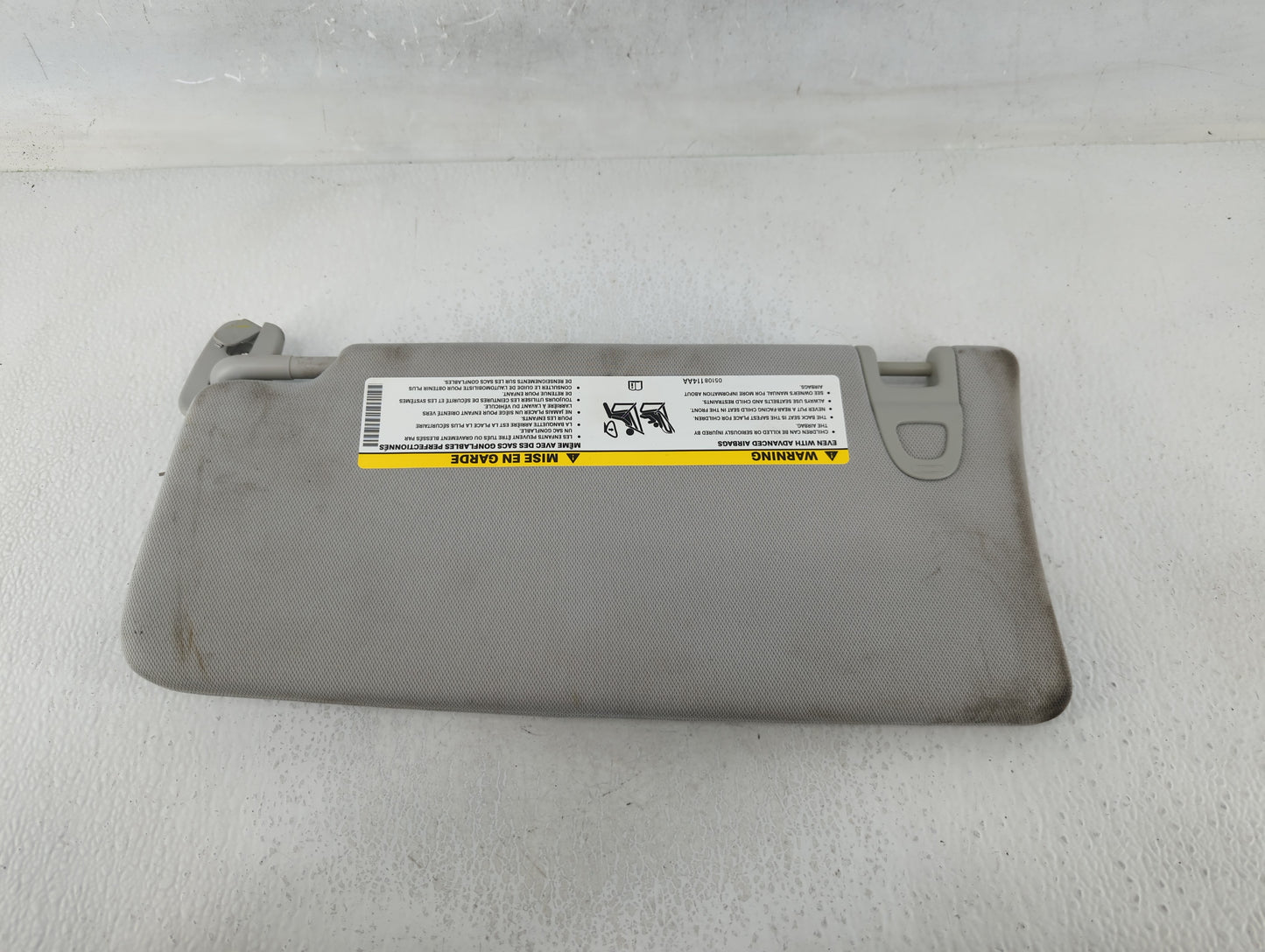 2017 Jeep Compass Sun Visor Shade Replacement Passenger Right Mirror Fits OEM Used Auto Parts - Oemusedautoparts1.com
