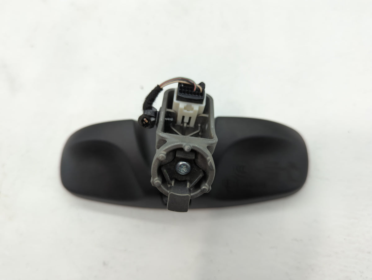 2017-2018 Jeep Compass Interior Rear View Mirror Replacement OEM P/N:IE11048418 Fits Fits 2017 2018 OEM Used Auto Parts - Oe