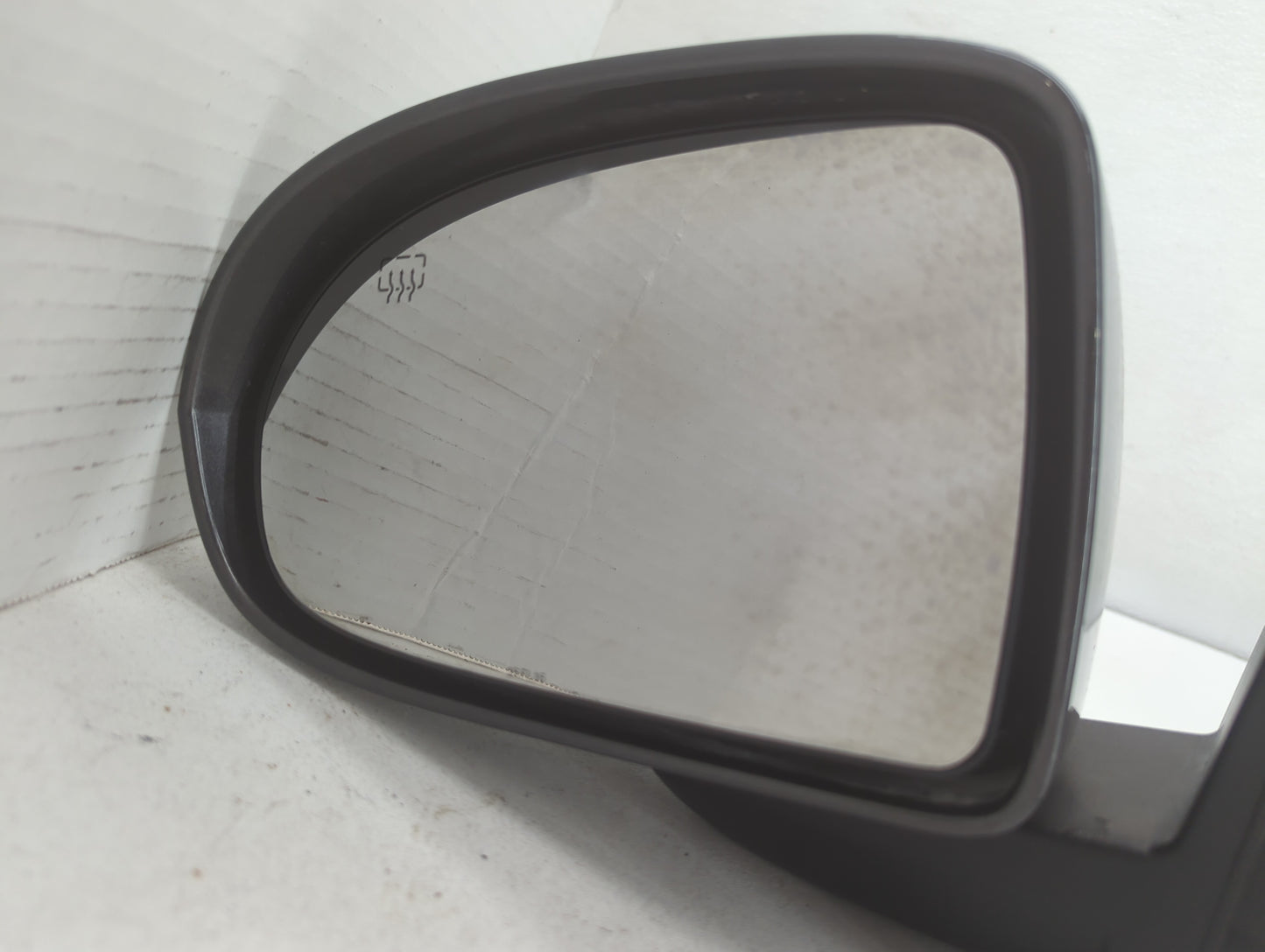 2017 Jeep Compass Driver Side View Mirror - Left Door Mirror OEM Used - Oemusedautoparts1.com