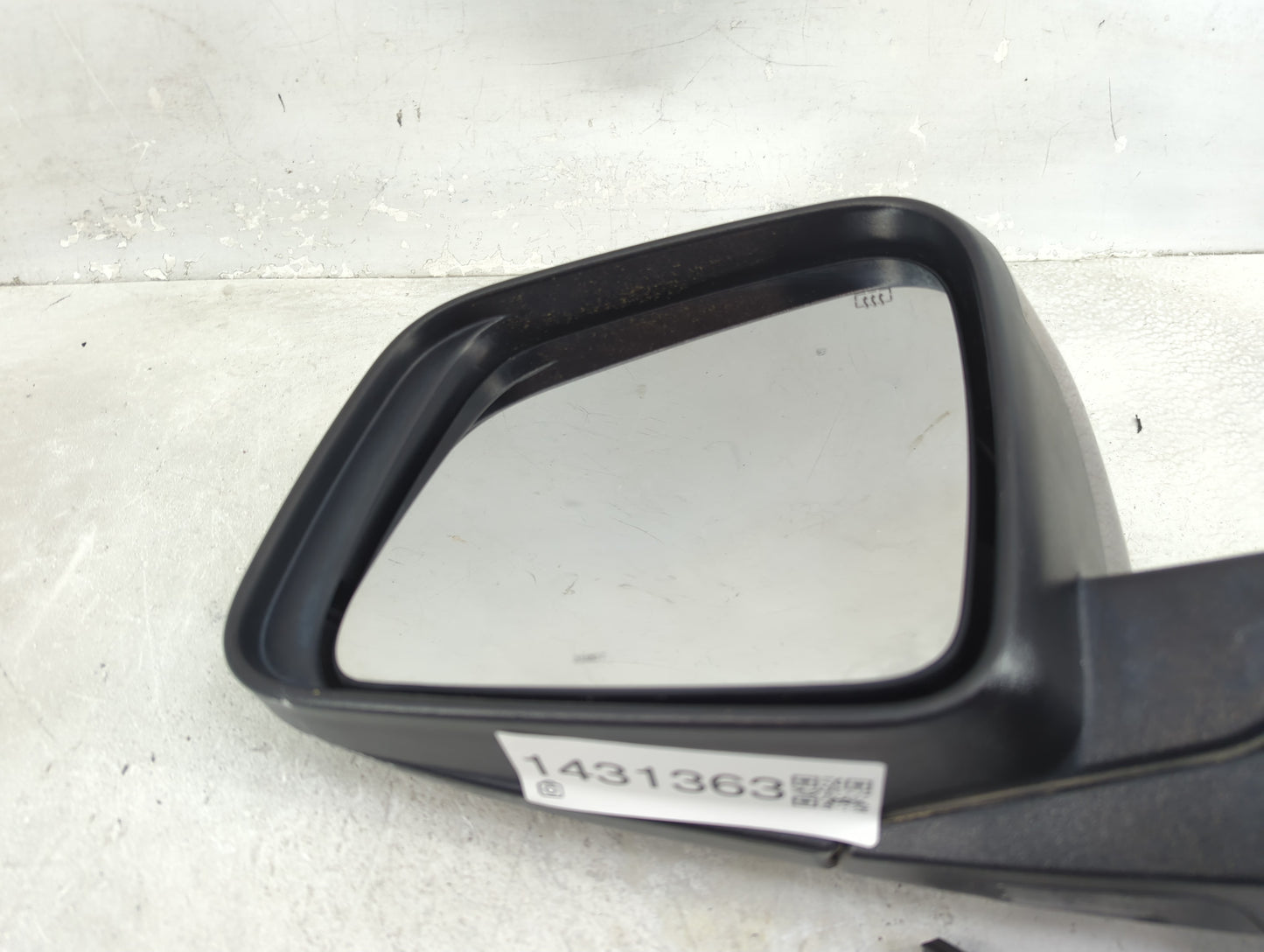 2011-2022 Jeep Grand Cherokee Driver Side View Mirror - Left Door Mirror OEM Used - Oemusedautoparts1.com