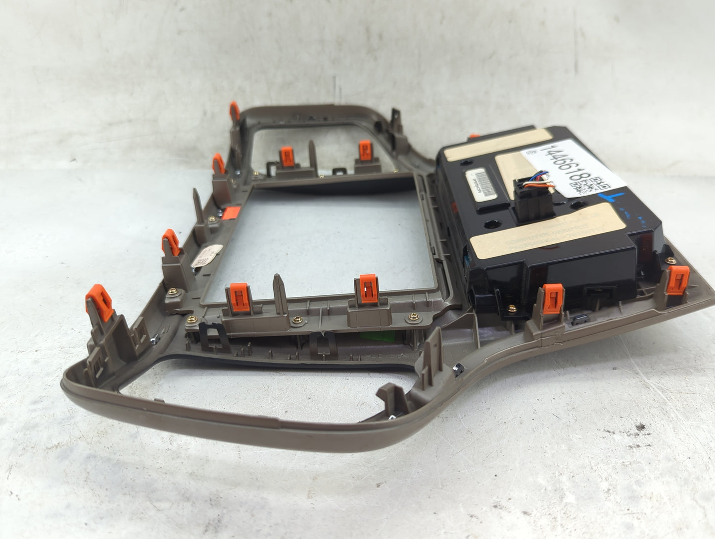 2016-2017 Jeep Grand Cherokee Climate Control Module Temperature AC/Heater Replacement P/N:68254006AI P68254006AI Fits OEM U