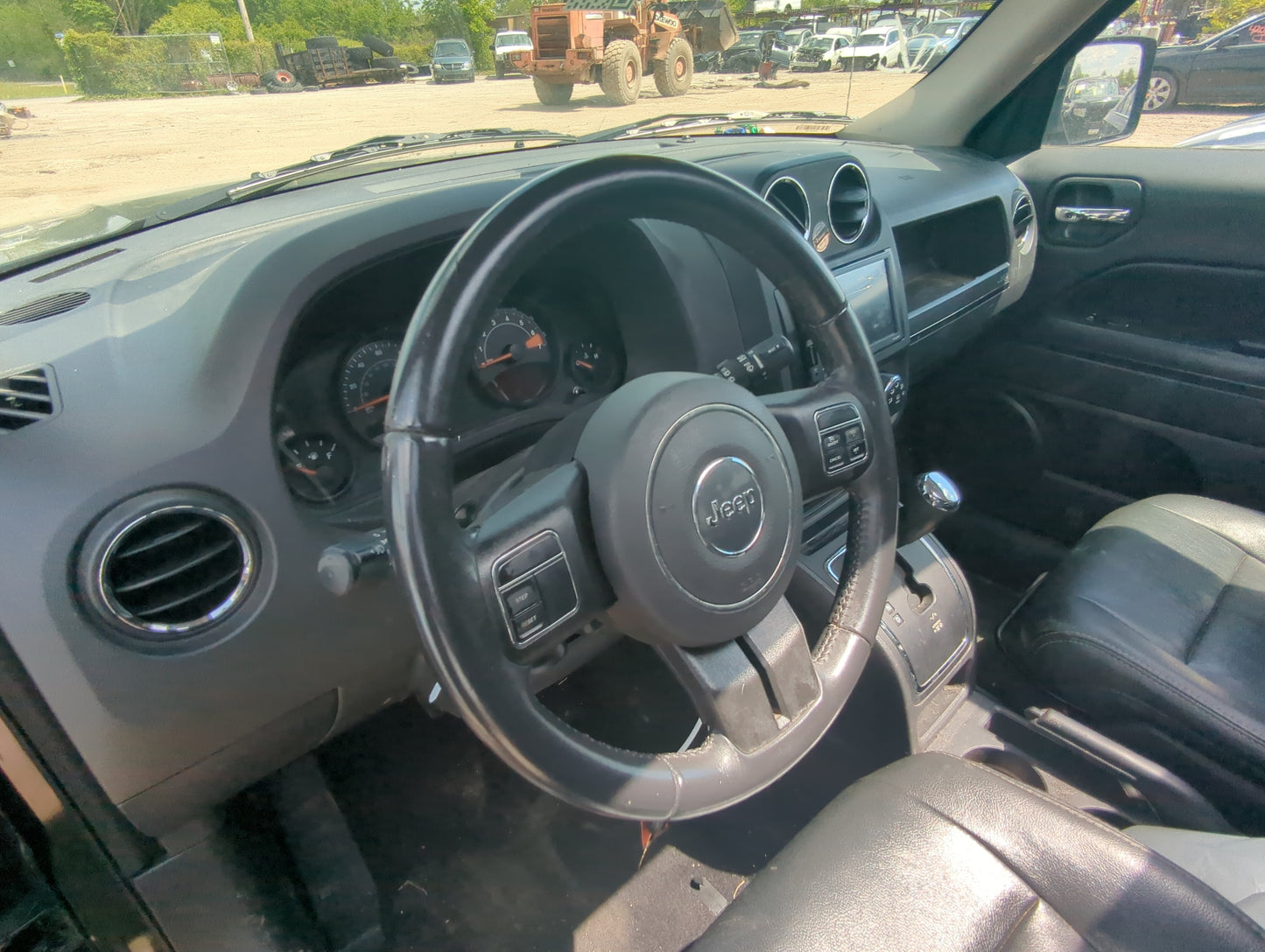 2011-2017 Jeep Patriot Air Bag Driver Left Steering Wheel Mounted Black - Oemusedautoparts1.com