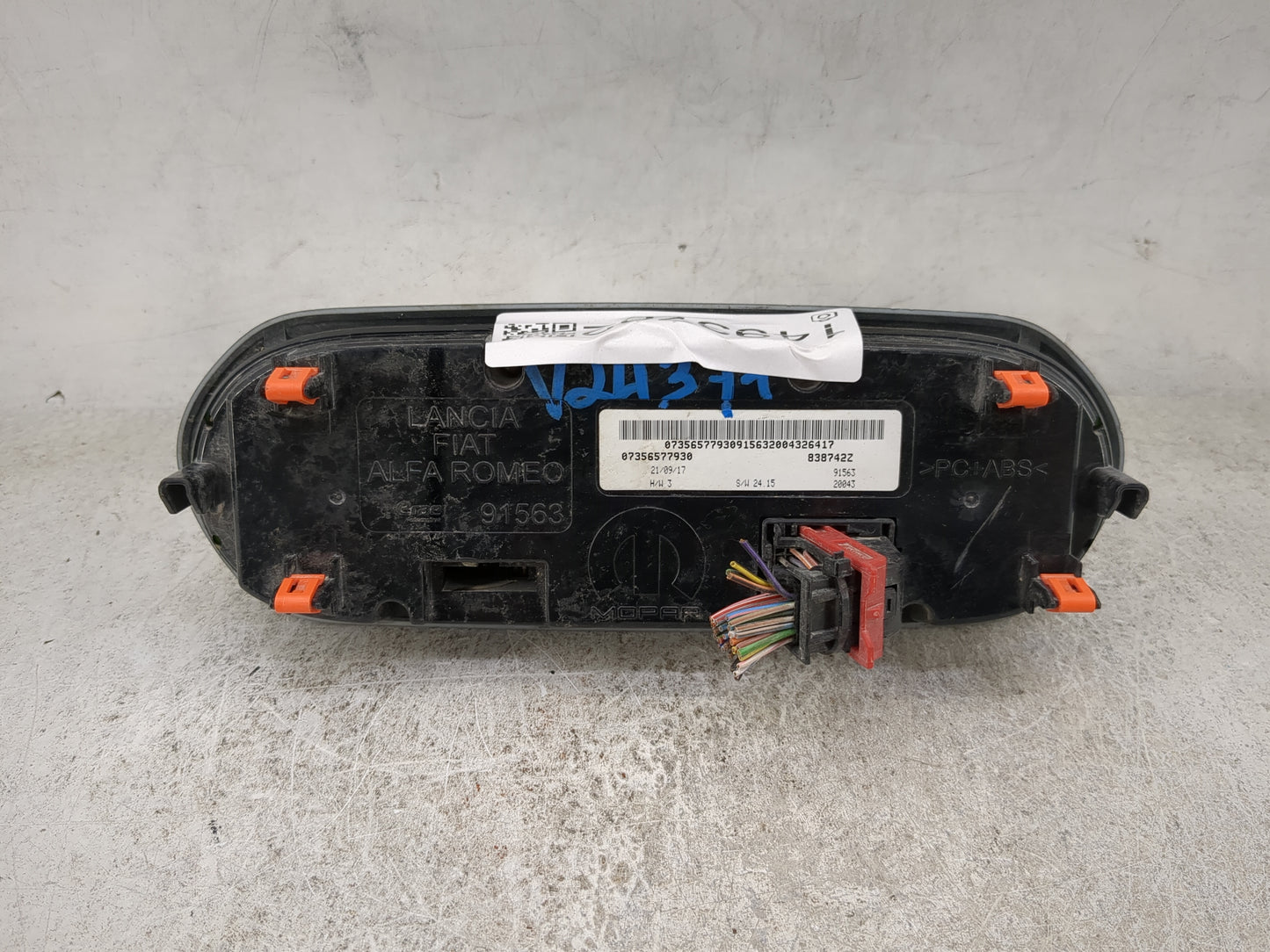 2017 Jeep Renegade Climate Control Module Temperature AC/Heater Replacement P/N:07356577930 838742Z Fits OEM Used Auto Parts