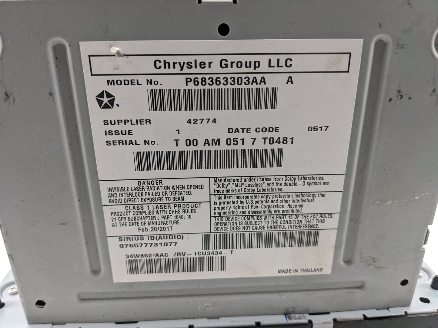 2015-2017 Jeep Wrangler Radio AM FM Cd Player Receiver Replacement P/N:P68363303AA Fits Fits 2015 2016 2017 OEM Used Auto Pa