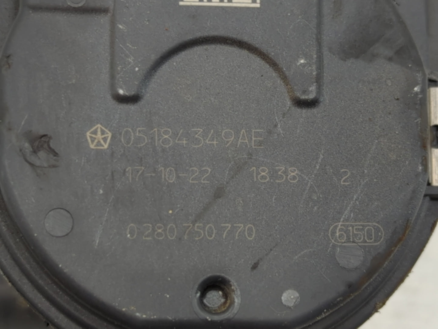 2012-2018 Jeep Wrangler Throttle Body P/N:0 280 750 770 05184349AE Fits OEM Used Auto Parts - Oemusedautoparts1.com