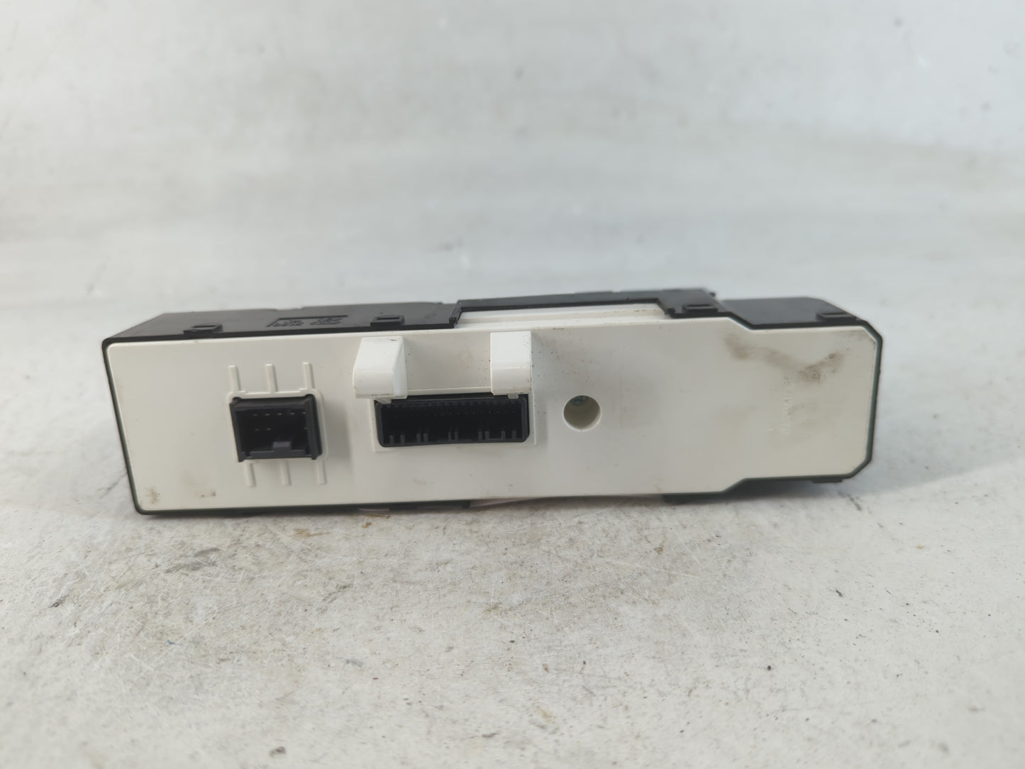 2017-2019 Kia Cadenza Master Power Window Switch Replacement Driver Side Left P/N:93570F6000 Fits Fits 2017 2018 2019 OEM Us