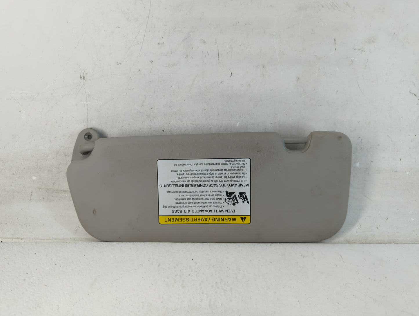 2017-2018 Kia Forte Sun Visor Shade Replacement Passenger Right Mirror Fits Fits 2017 2018 OEM Used Auto Parts - Oemusedauto