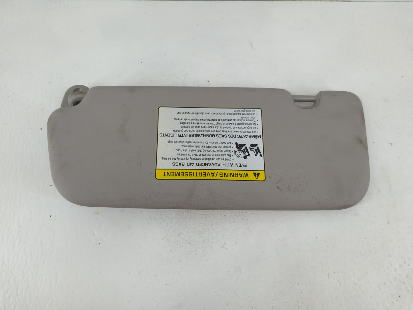 2017-2018 Kia Forte Sun Visor Shade Replacement Passenger Right Mirror Fits Fits 2017 2018 OEM Used Auto Parts - Oemusedauto