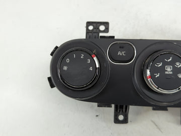 2017 Kia Forte Climate Control Module Temperature AC/Heater Replacement P/N:97250 B0AA0 Fits OEM Used Auto Parts
