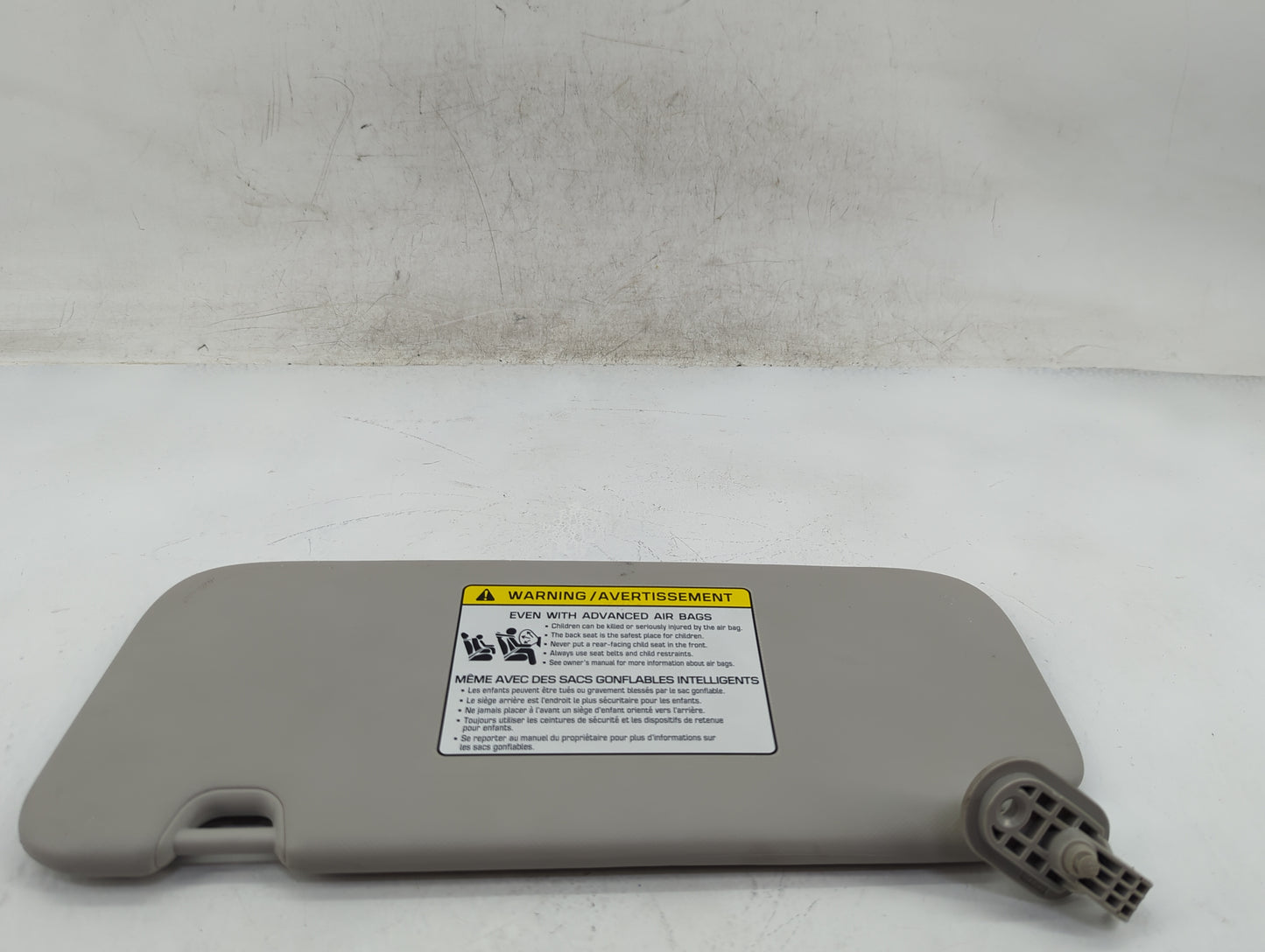 2017-2018 Kia Forte Sun Visor Shade Replacement Passenger Right Mirror Fits Fits 2017 2018 OEM Used Auto Parts - Oemusedauto