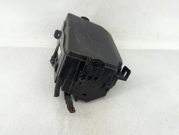 2017-2018 Kia Forte Fusebox Fuse Box Panel Relay Module P/N:91218 B0400 P077S400 Fits Fits 2017 2018 OEM Used Auto Parts