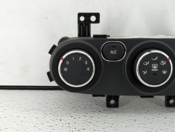 2017-2018 Kia Forte Climate Control Module Temperature AC/Heater Replacement P/N:97250-A7XXX 97250-B0AA0 Fits Fits 2017 2018 OEM Used Auto Parts