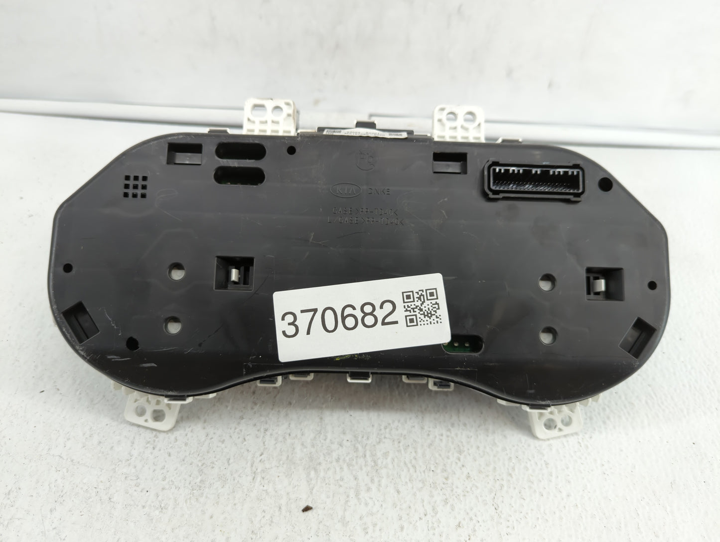 2017-2018 Kia Forte Instrument Cluster Speedometer Gauges P/N:94003-B0301 94013-B0300, 94003-B0300 Fits Fits 2017 2018 OEM U