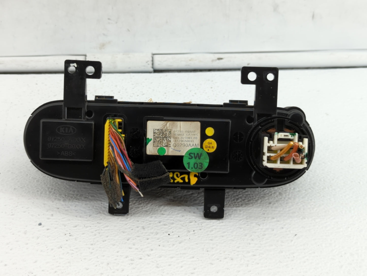 2017-2018 Kia Forte Climate Control Module Temperature AC/Heater Replacement P/N:97250-A7XXX 97250-B0AA0 Fits Fits 2017 2018