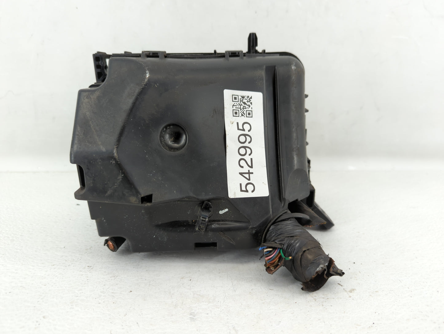 2017-2018 Kia Forte Fusebox Fuse Box Panel Relay Module P/N:91221-B0060 Fits Fits 2017 2018 OEM Used Auto Parts - Oemusedaut