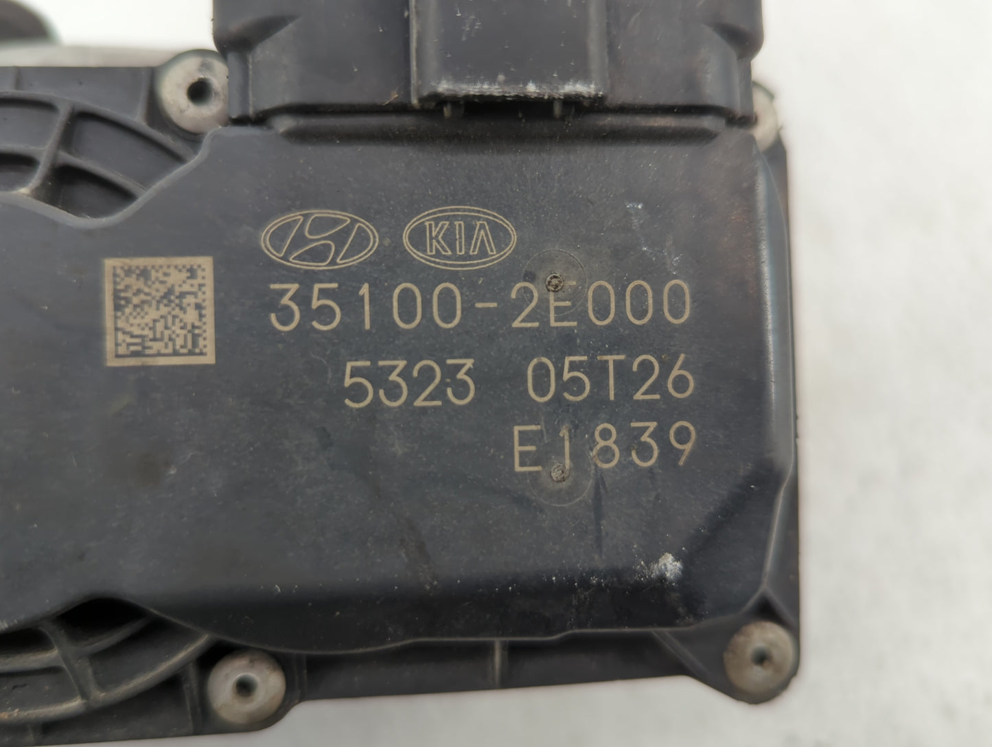 2014-2018 Kia Forte Throttle Body P/N:35100-2E000 Fits Fits 2011 2012 2013 2014 2015 2016 2017 2018 2019 2020 2021 OEM Used
