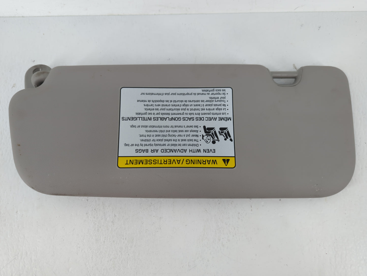 2017-2018 Kia Forte Sun Visor Shade Replacement Passenger Right Mirror Fits Fits 2017 2018 OEM Used Auto Parts - Oemusedauto