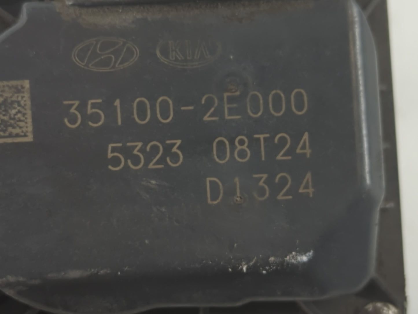 2014-2018 Kia Forte Throttle Body P/N:35100-2E000 Fits Fits 2011 2012 2013 2014 2015 2016 2017 2018 2019 2020 2021 OEM Used