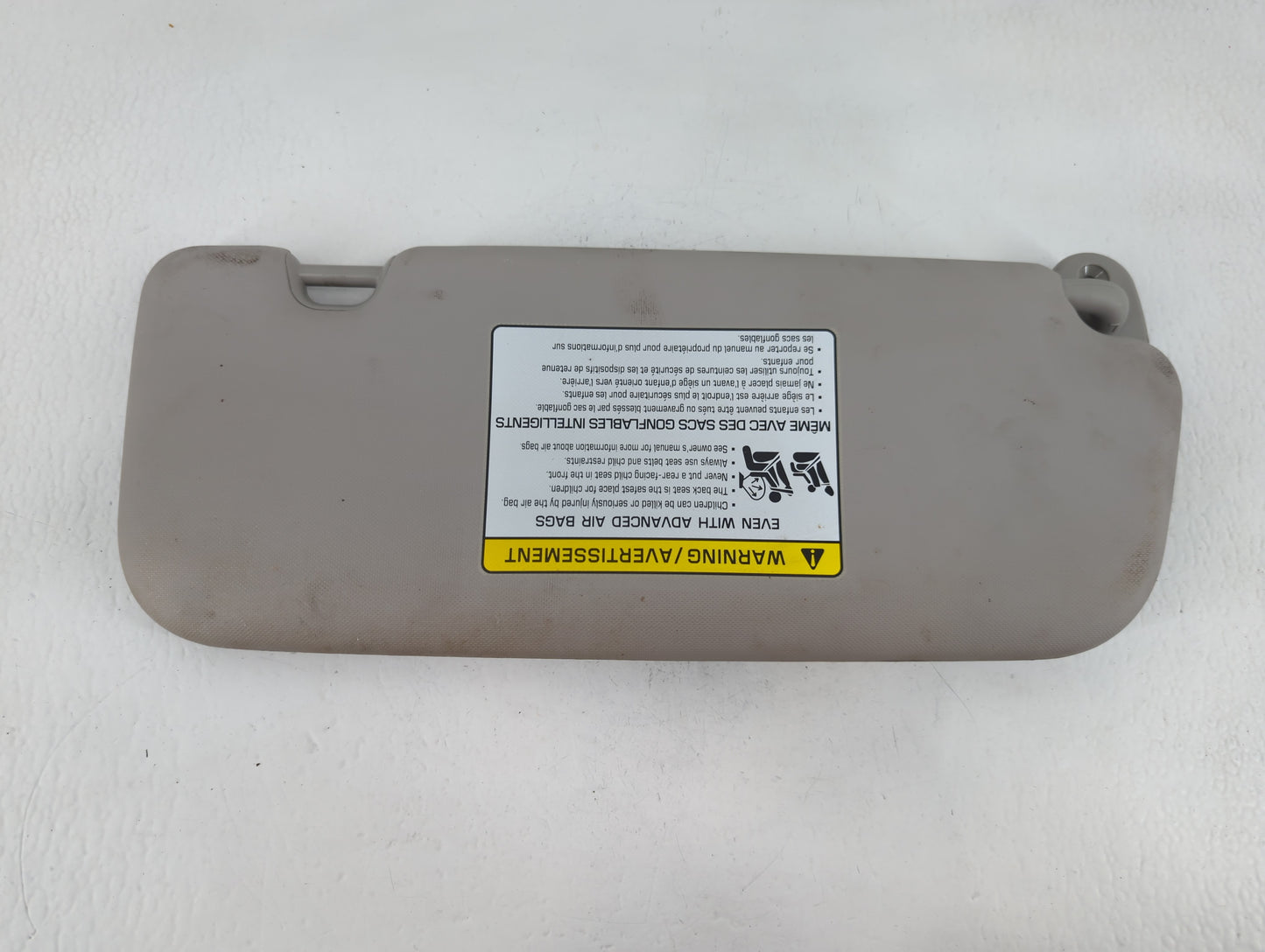 2017-2018 Kia Forte Sun Visor Shade Replacement Passenger Right Mirror Fits Fits 2017 2018 OEM Used Auto Parts - Oemusedauto