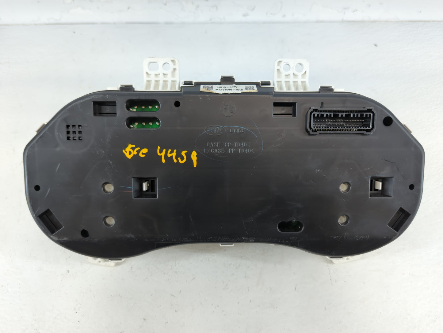2017-2018 Kia Forte Instrument Cluster Speedometer Gauges P/N:MX157580-9610 94013-B0301 Fits Fits 2017 2018 OEM Used Auto Pa