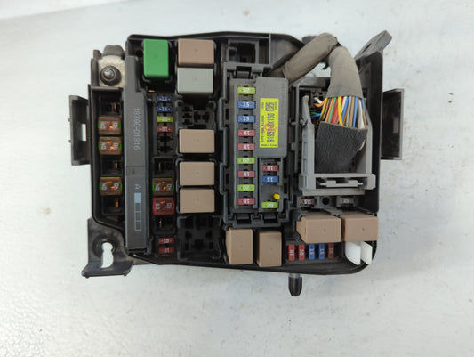 2017-2018 Kia Forte Fusebox Fuse Box Panel Relay Module P/N:91753 A7300 Fits Fits 2017 2018 OEM Used Auto Parts