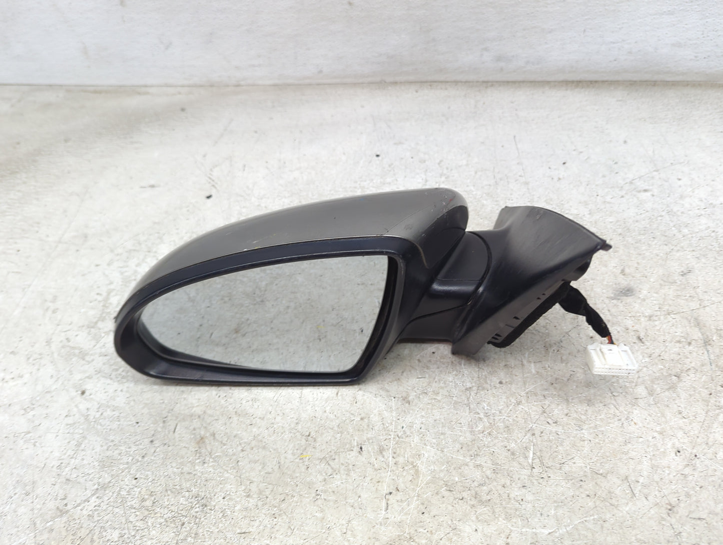 2016-2018 Kia Optima Driver Side View Mirror - Left Door Mirror OEM Used - Oemusedautoparts1.com