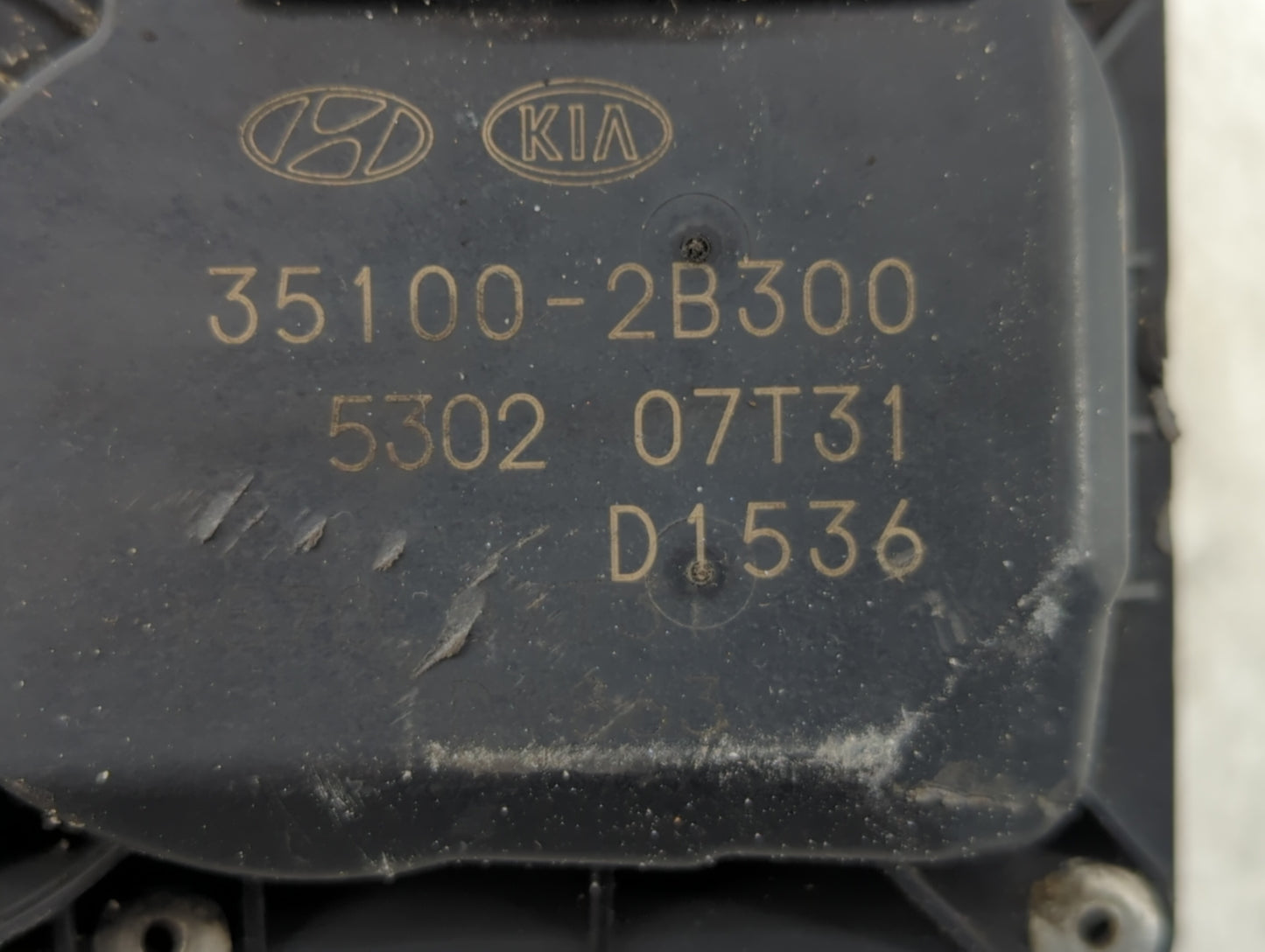 2012-2019 Kia Rio Throttle Body P/N:35100-2B300 Fits Fits 2012 2013 2014 2015 2016 2017 2018 2019 OEM Used Auto Parts - Oemu