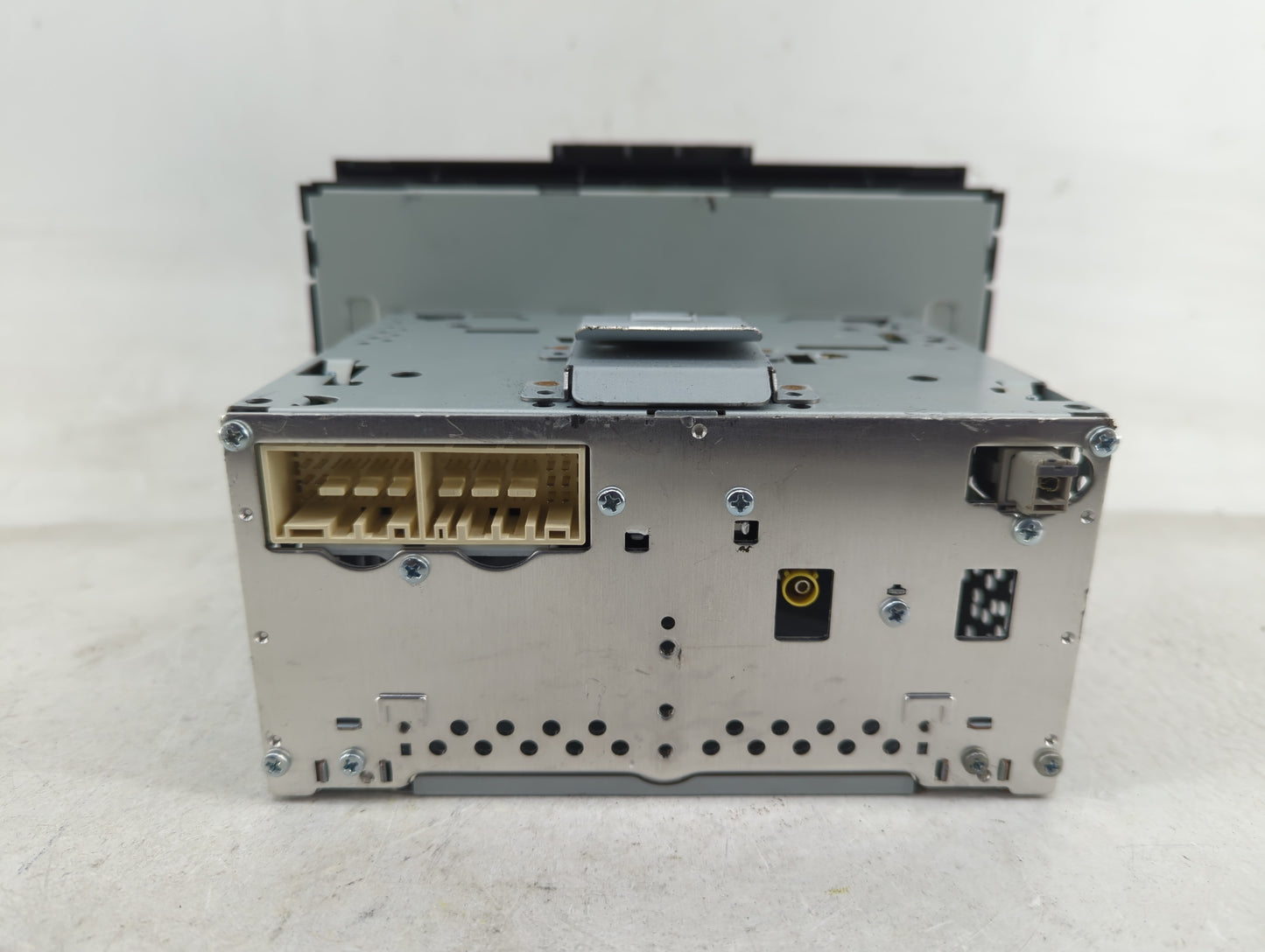 2017-2018 Kia Sedona Radio AM FM Cd Player Receiver Replacement P/N:96180-A9BA0WAC Fits Fits 2017 2018 OEM Used Auto Parts -