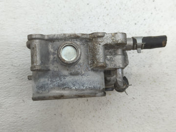 2015-2018 Kia Sedona Throttle Body P/N:5312 7S14 5310 4P18, 35100-3CAA0 Fits Fits 2012 2013 2014 2015 2016 2017 2018 OEM Used Auto Parts