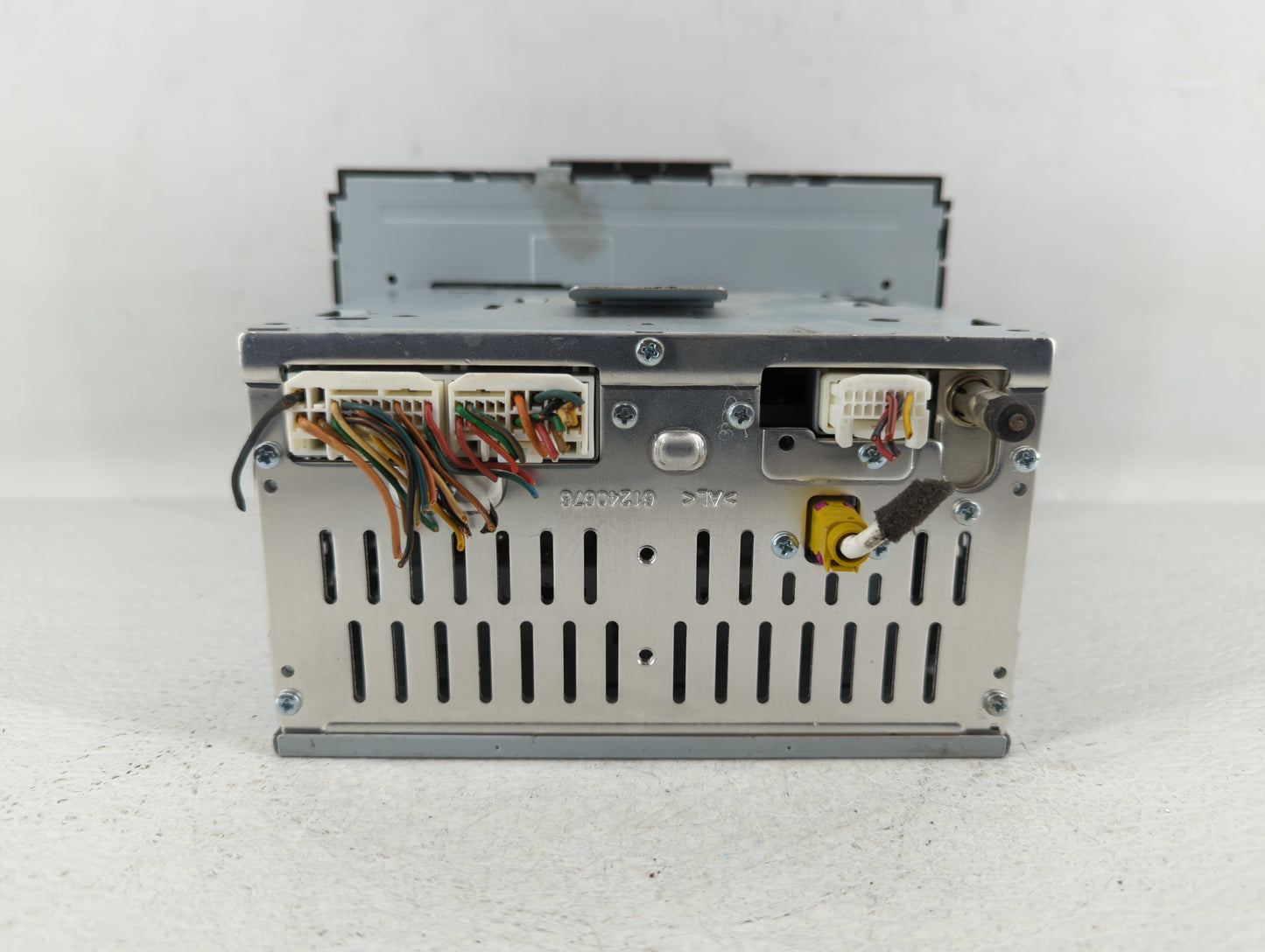 2017-2018 Kia Sedona Radio AM FM Cd Player Receiver Replacement P/N:96180-A9800WAC Fits Fits 2017 2018 OEM Used Auto Parts -