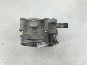 2014-2018 Kia Sorento Throttle Body P/N:35100-3CAA0 Fits Fits 2012 2013 2014 2015 2016 2017 2018 OEM Used Auto Parts