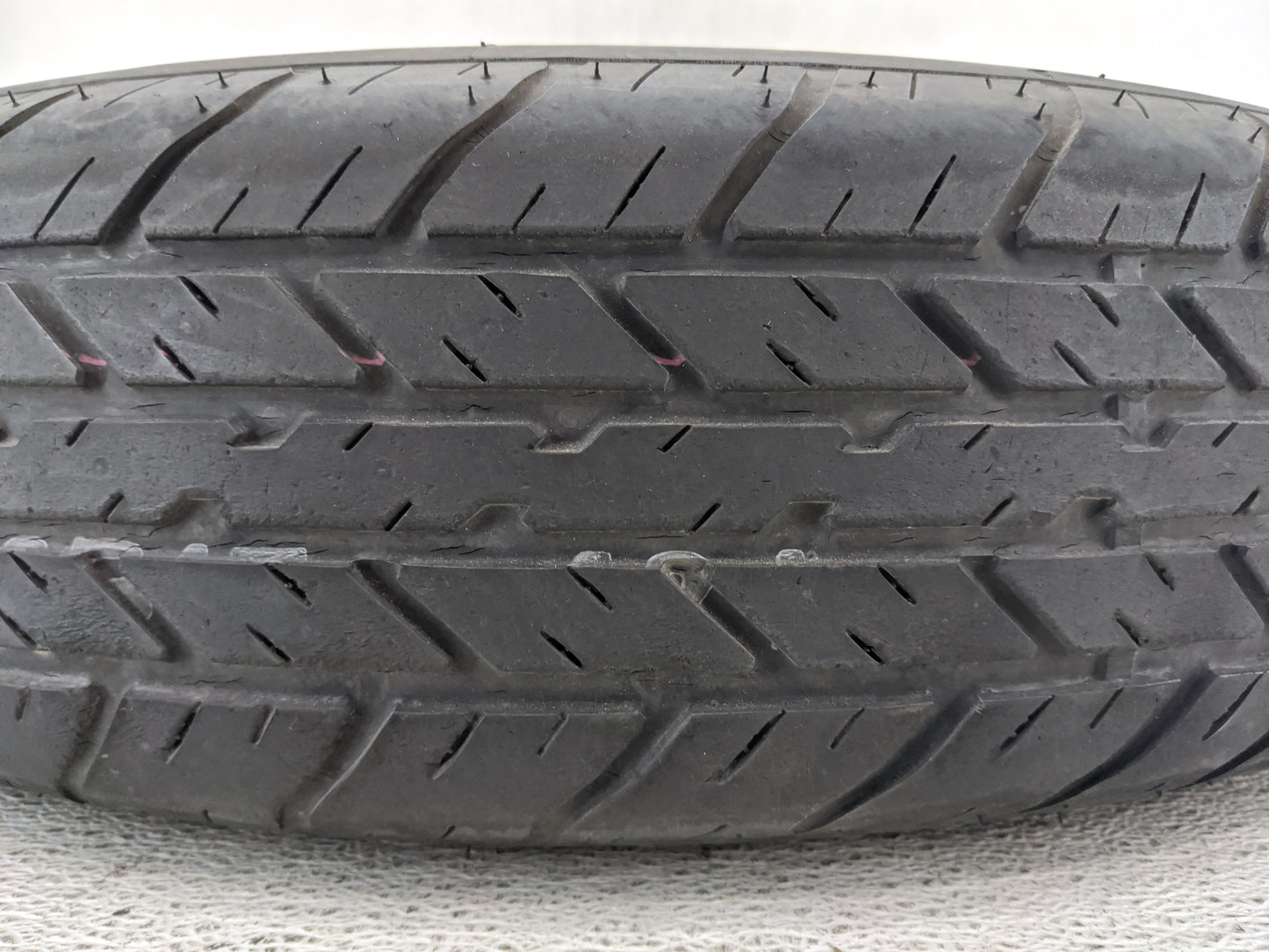 2017 Kia Sorento Spare Donut Tire Wheel Rim Oem - Oemusedautoparts1.com