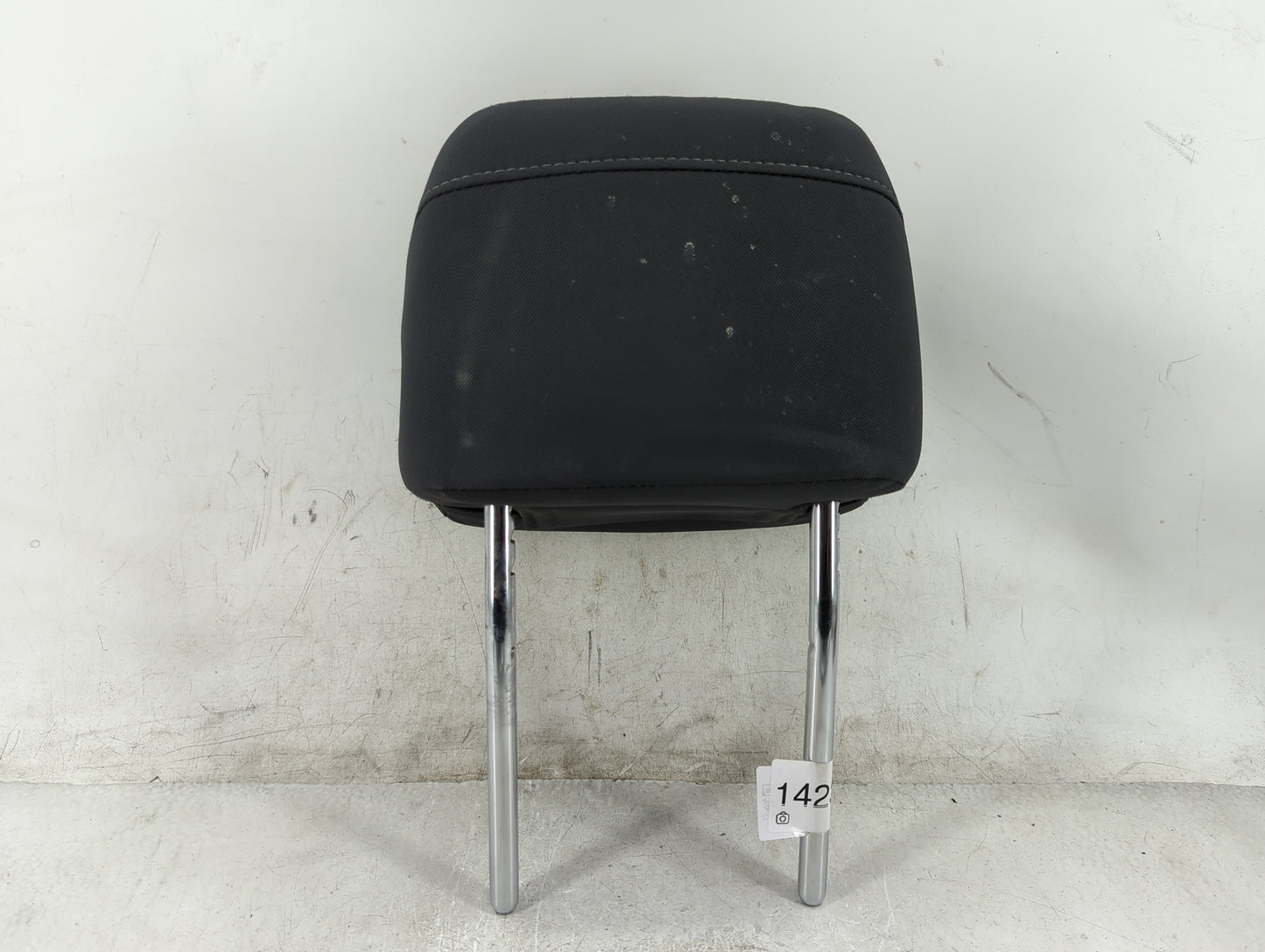 2016-2018 Kia Sorento Headrest Head Rest Front Driver Passenger Seat Fits Fits 2016 2017 2018 OEM Used Auto Parts - Oemuseda