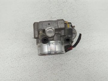 2016-2019 Kia Sorento Throttle Body P/N:0 280 750 618 35100-2G600 Fits Fits 2015 2016 2017 2018 2019 OEM Used Auto Parts