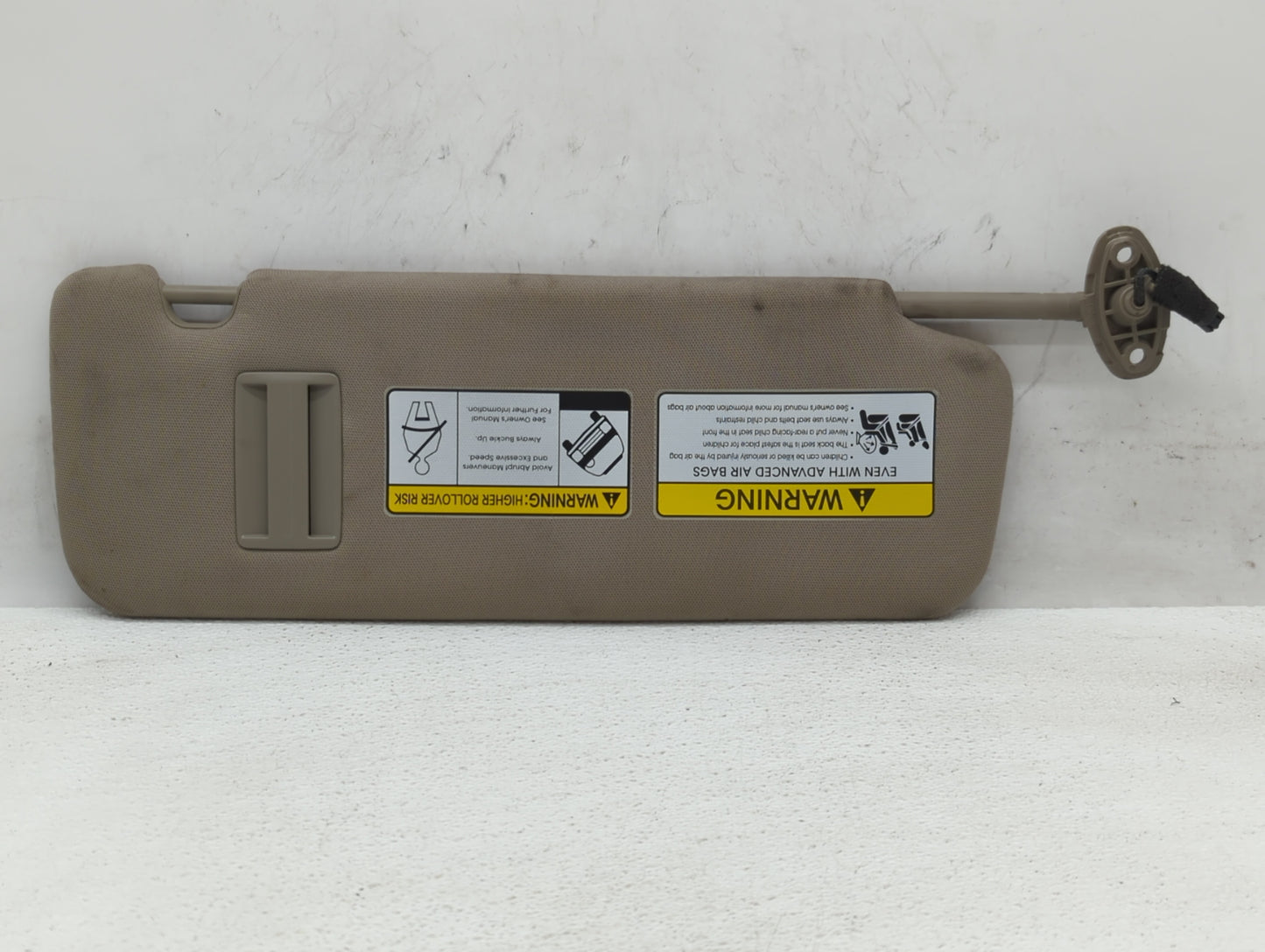 2016-2020 Kia Sorento Sun Visor Shade Replacement Driver Left Mirror Fits Fits 2016 2017 2018 2019 2020 OEM Used Auto Parts