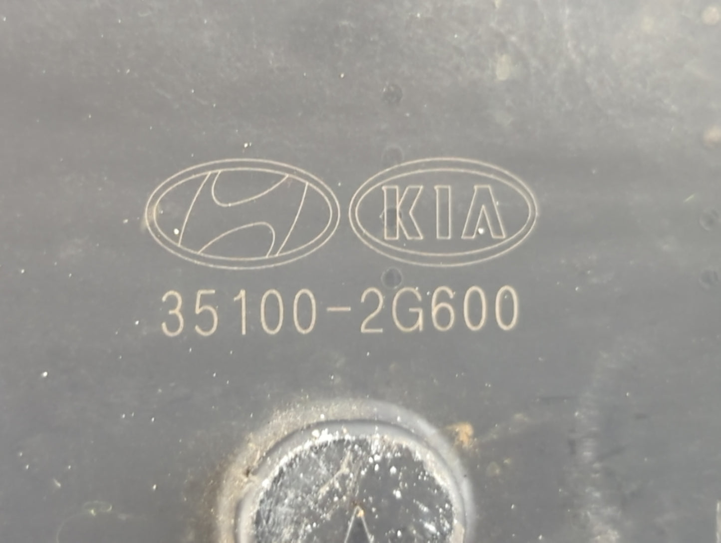 2016-2020 Kia Sorento Throttle Body P/N:35100-2G600 Fits Fits 2015 2016 2017 2018 2019 2020 2021 OEM Used Auto Parts - Oemus