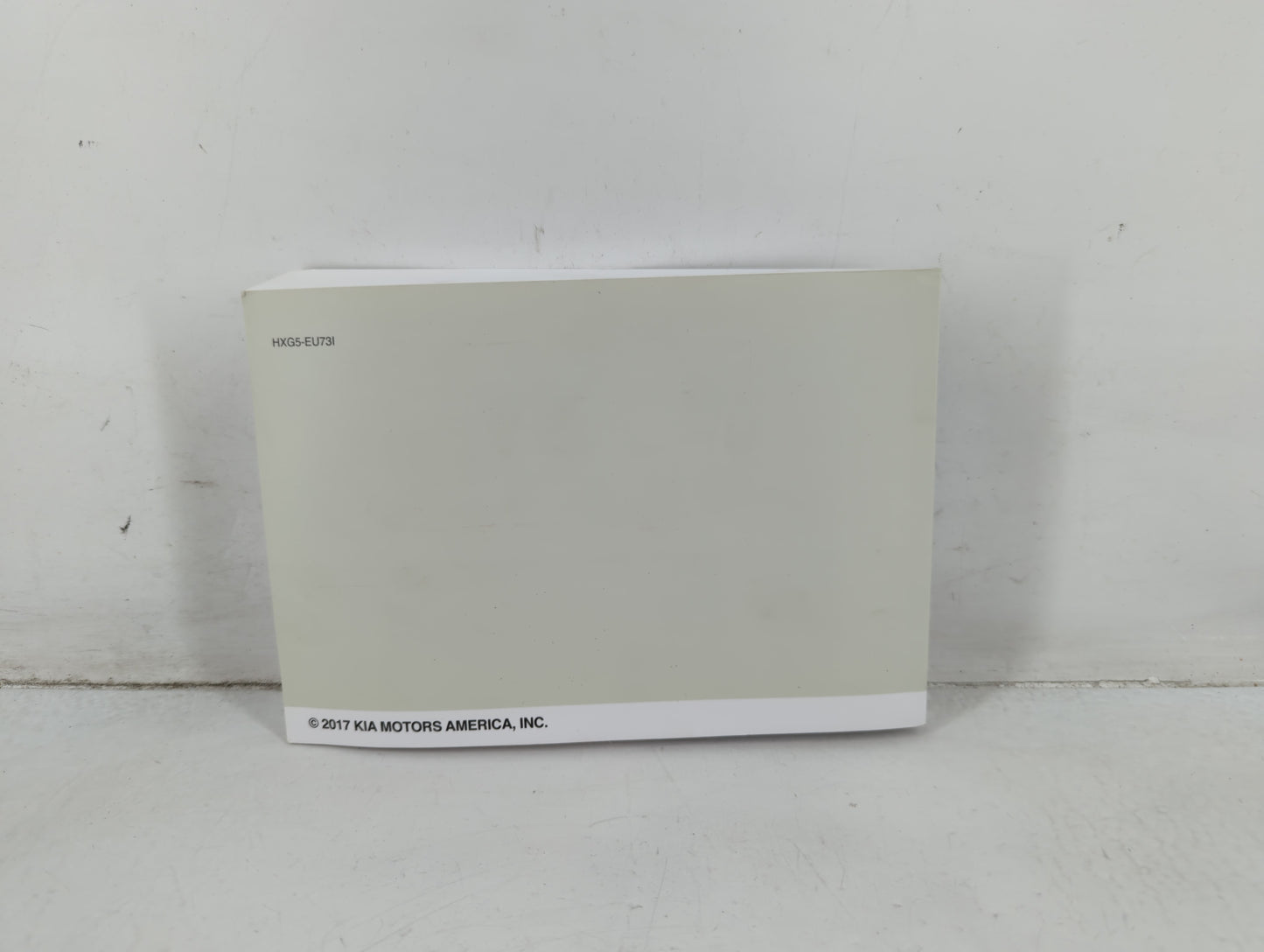 2017 Kia Sorento Owners Manual Book Guide P/N:HXG5-EU731 OEM Used Auto Parts - Oemusedautoparts1.com
