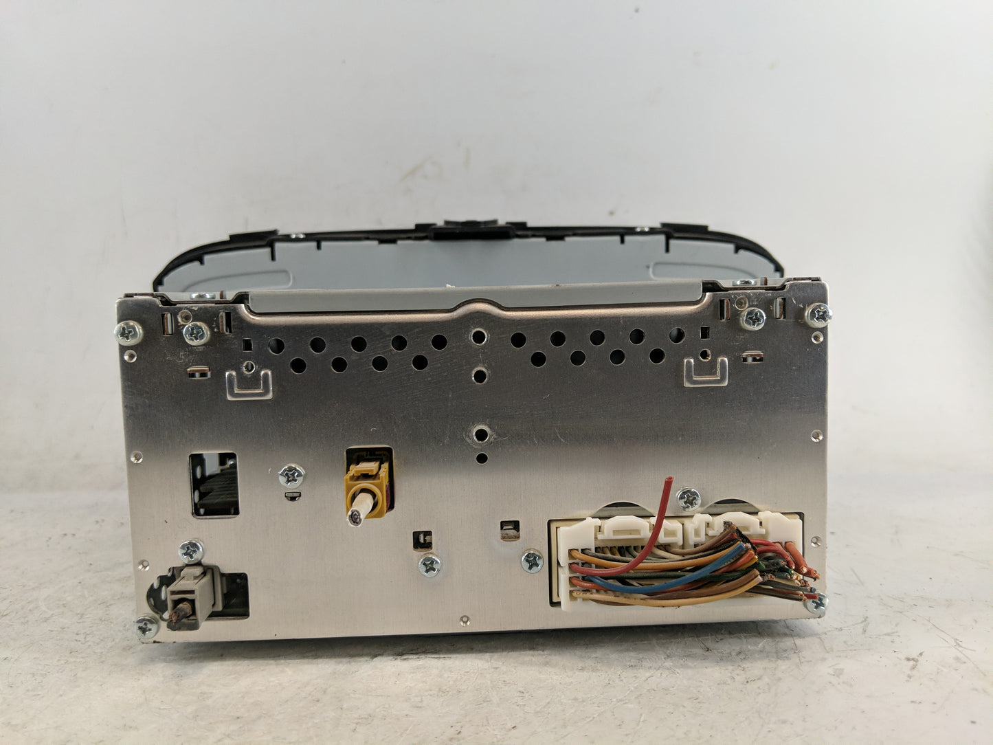 2017-2019 Kia Soul Radio AM FM Cd Player Receiver Replacement P/N:96180-B2360CA Fits Fits 2017 2018 2019 OEM Used Auto Parts