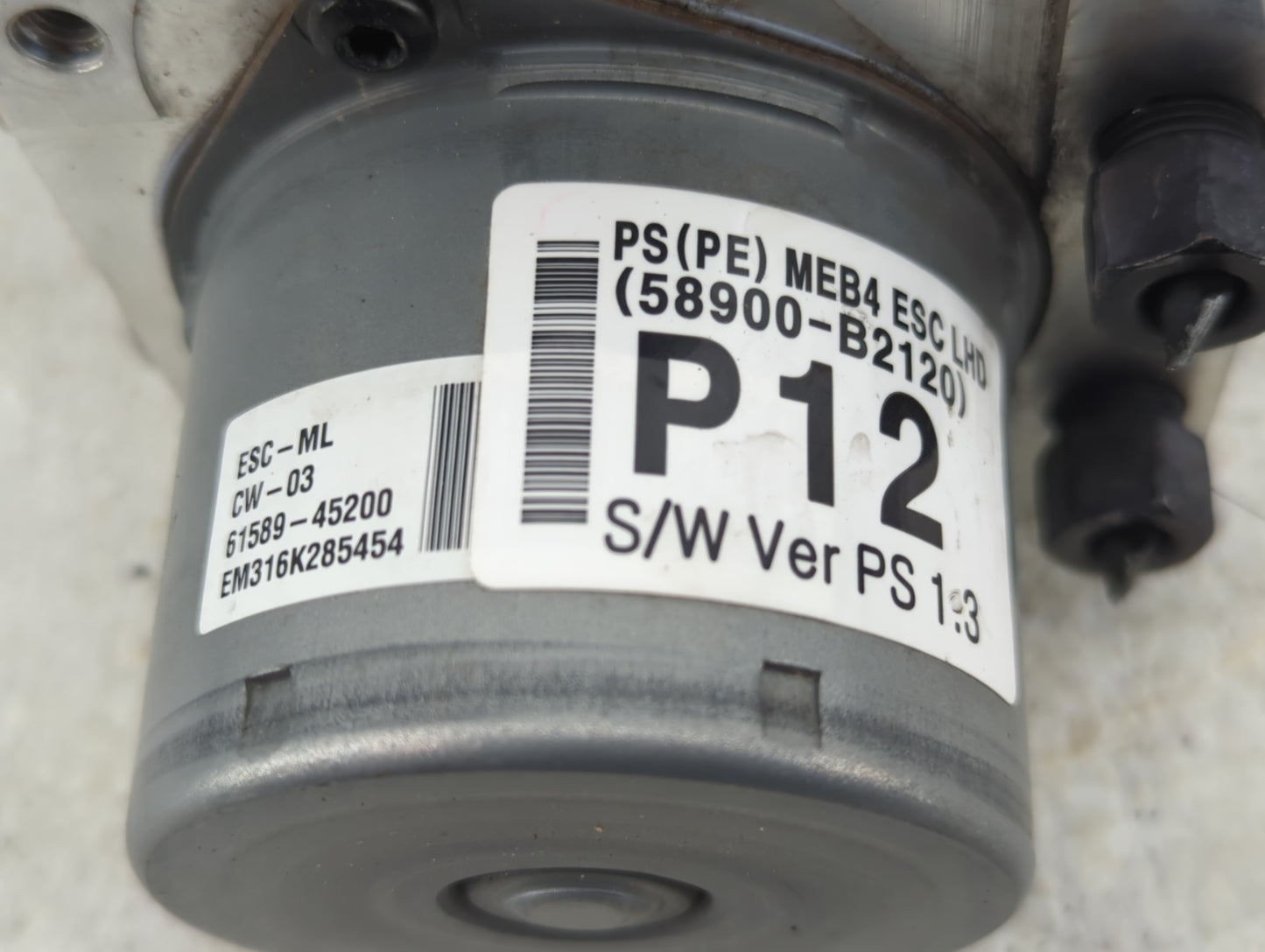 2017-2019 Kia Soul ABS Pump Control Module Replacement P/N:61589-45200 58900-B2120 Fits Fits 2017 2018 2019 OEM Used Auto Pa
