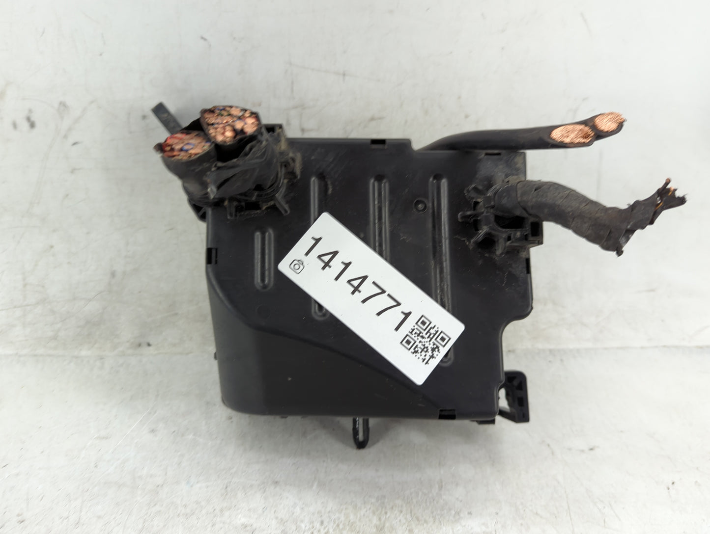2017-2019 Kia Soul Fusebox Fuse Box Panel Relay Module P/N:91950-B2350 Fits Fits 2017 2018 2019 OEM Used Auto Parts - Oemuse